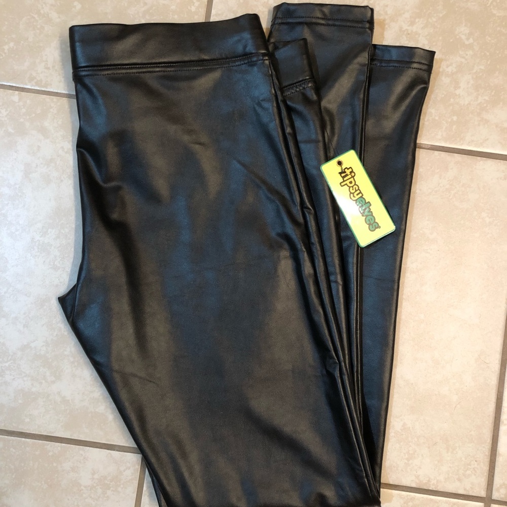 Black pleather pants/tights